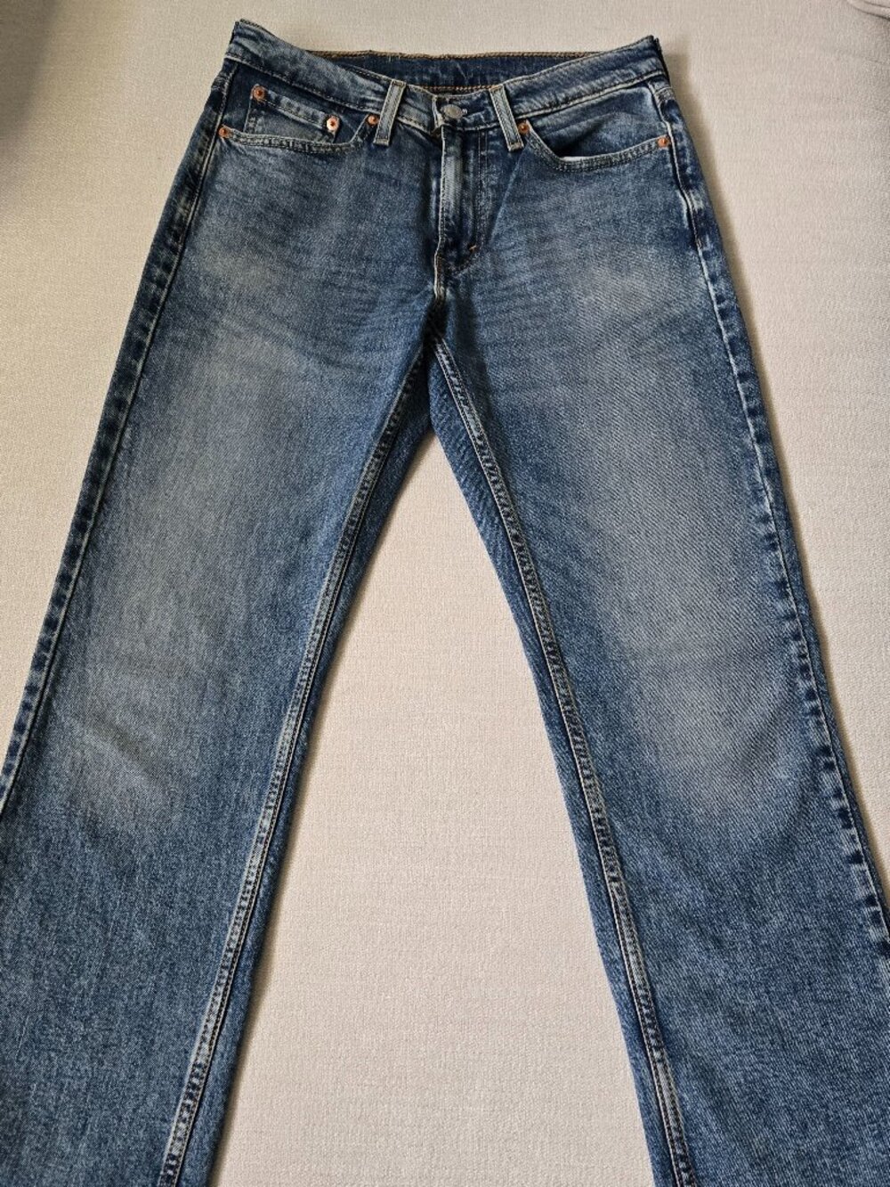 Levis jeans